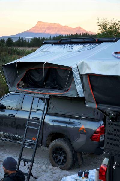 Alu-Cab Dachzelt "Family" für 4 Personen Schwarz