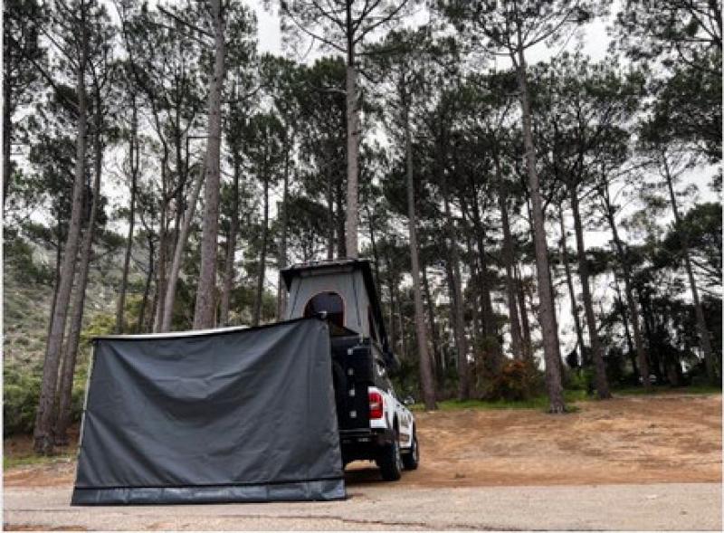 Preview: Alu-Cab Universale Seitenwand für Markisen (270°, 180°, 2m)