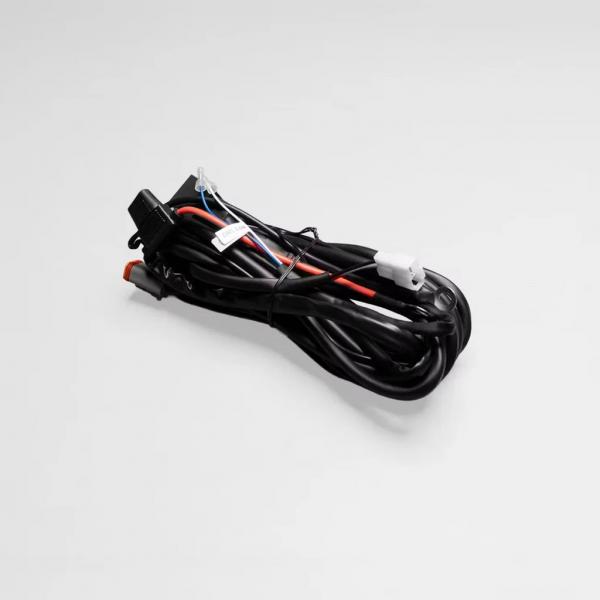 STEDI Plug & Play DT-4 Fernlicht-Kabelbaum - 2 Anschlüsse, 1 Relais