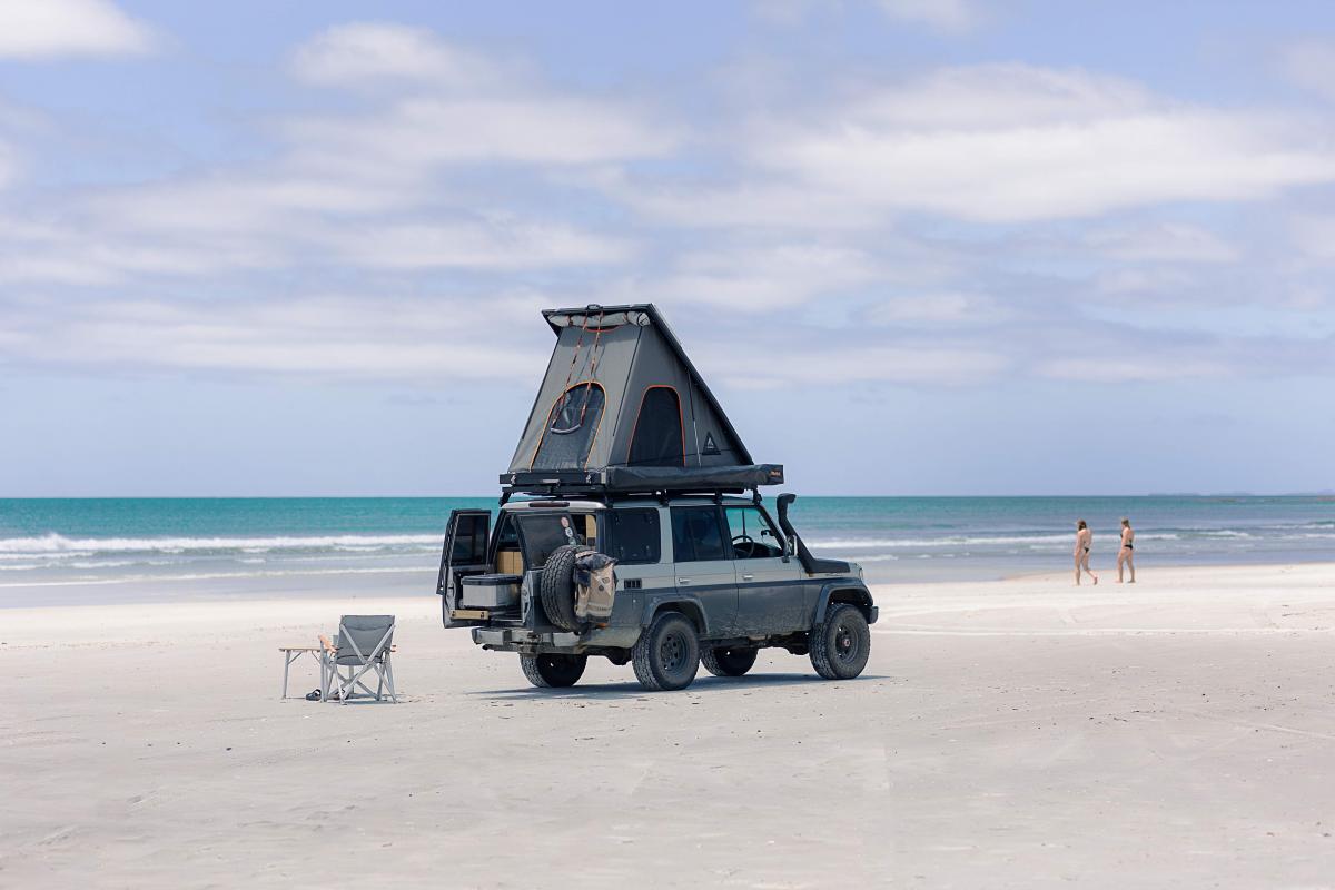 Alu-Cab Dachzelt Gen 3-R Schwarz