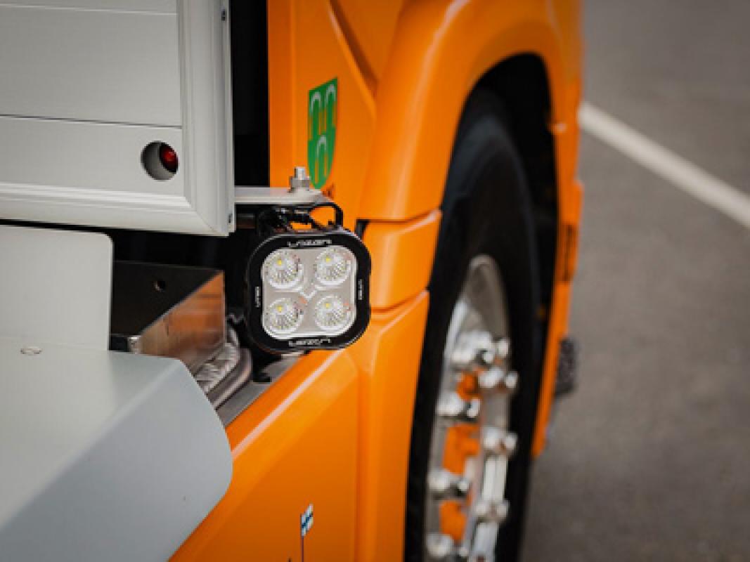 Lazer Lamps Utility-50 Schwarz (CISPR 25 Klasse 5)