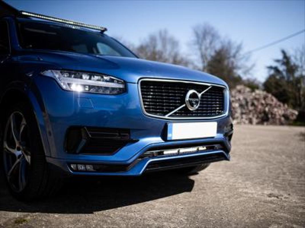 Lazer Lamps Halterungs-Kit Volvo XC90 (2015+) für Linear-18