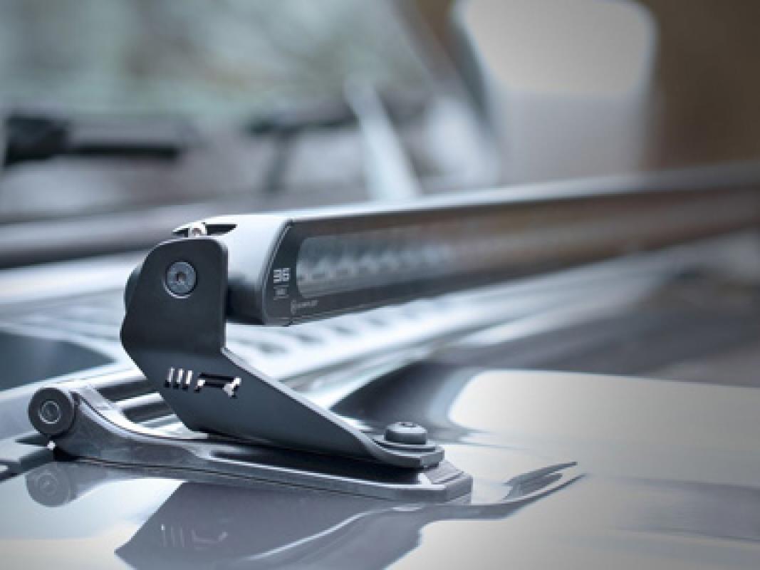 Lazer Lamps Hauben-Halterungs-Kit für Jeep Wrangler JL (2017+) für Linear-36